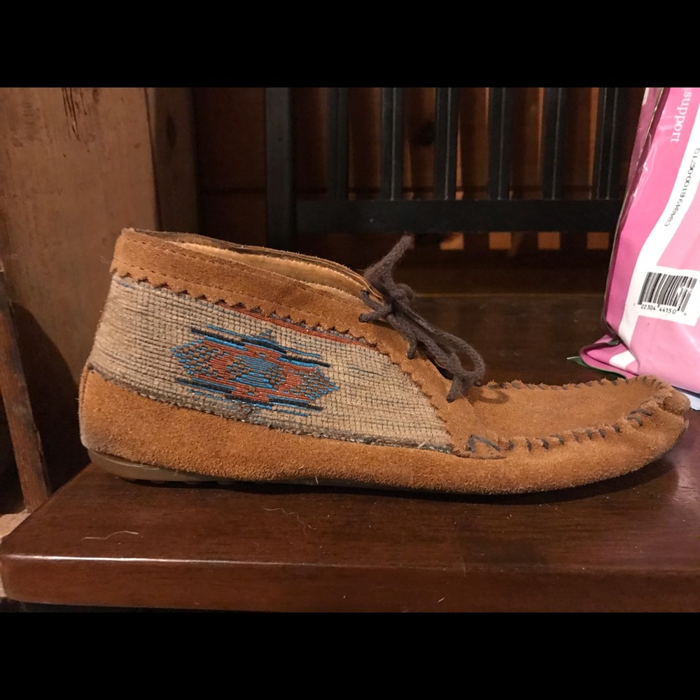 Minnetonka Tan Suede Ankle Moccasin with Southwestern Textile